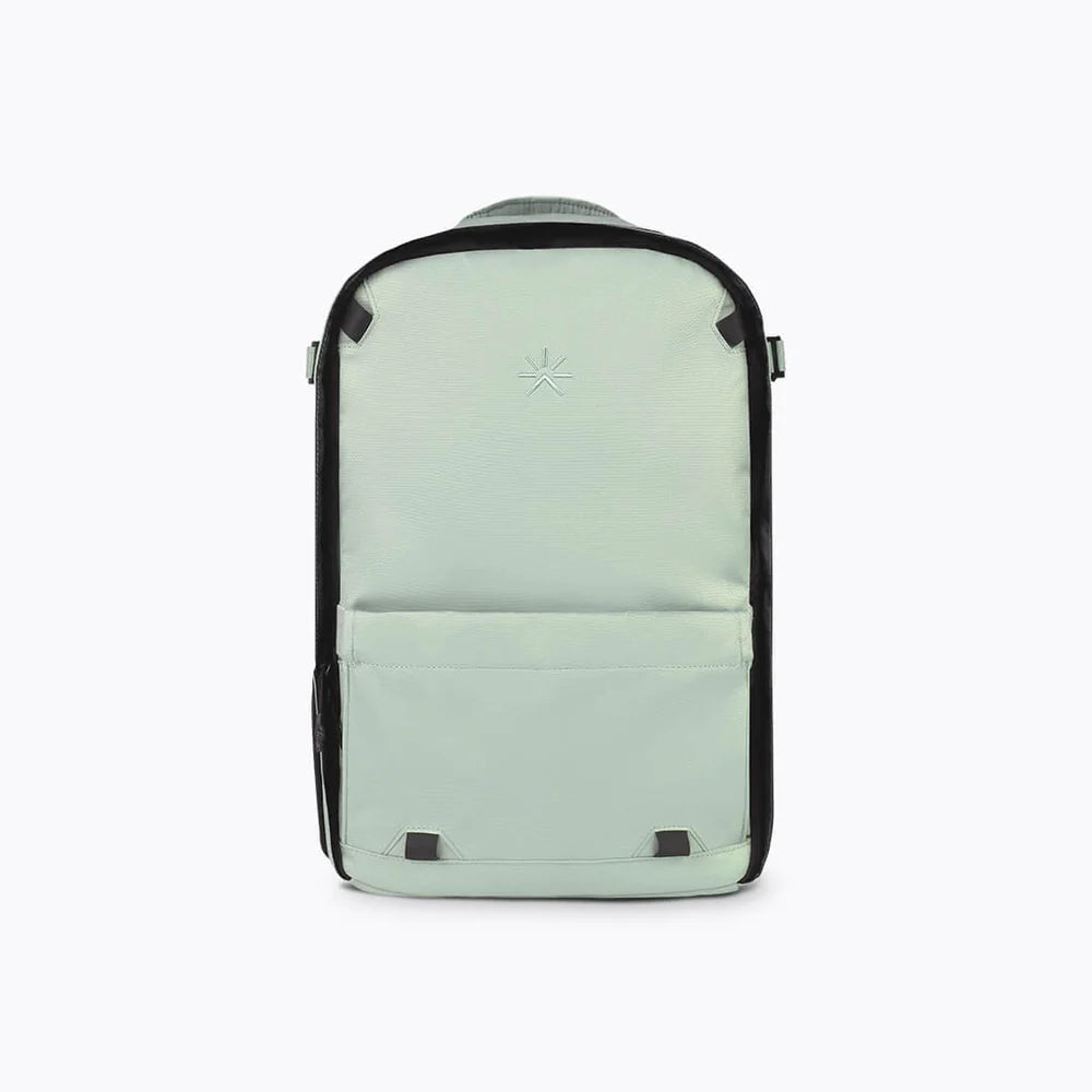 Nest Backpack Desert Green + 3 Accessories
